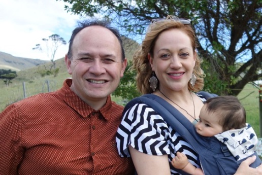 Parents Darrin Sykes and Pirimia Burger with baby Kahukura.